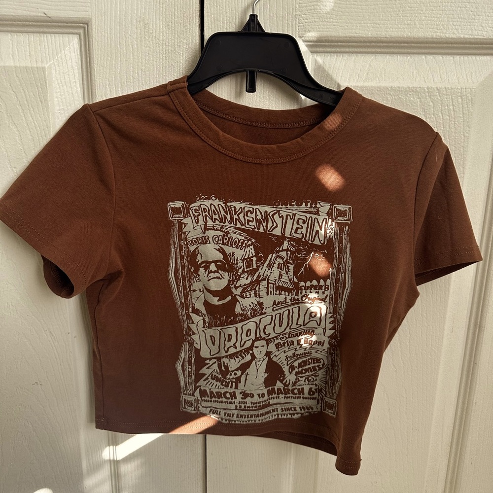 frank-in stein brown small crop tee